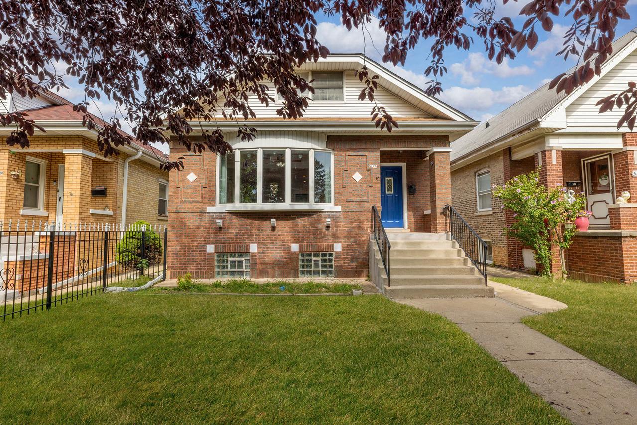 5128 W Fletcher St., Chicago, IL 60641