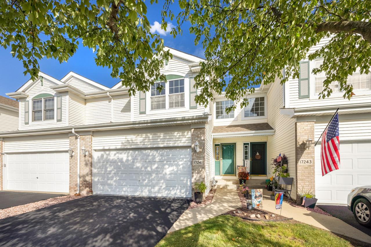 17241 Arrow Head Dr., Lockport, IL 60441