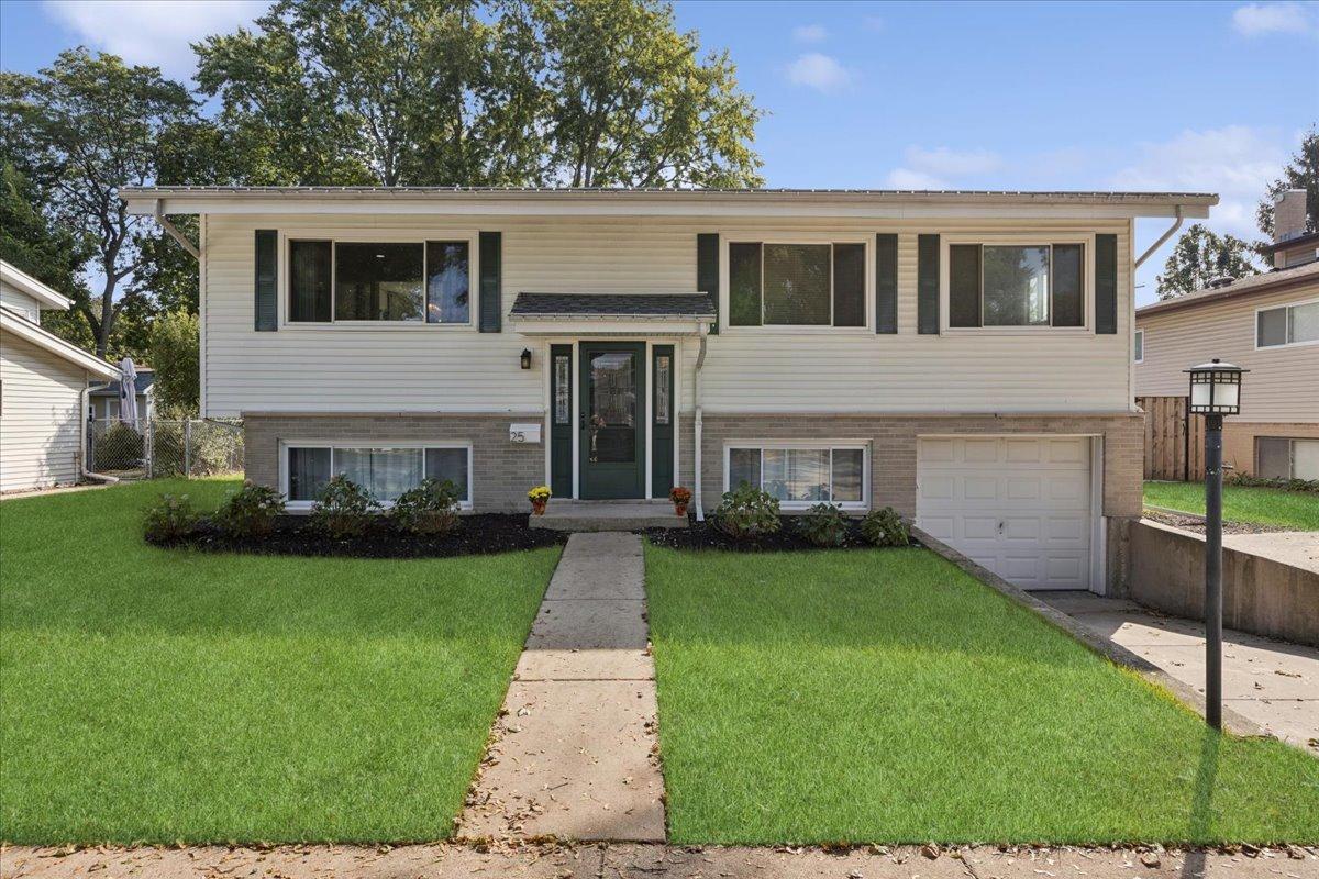 25 N Prindle Ave., Arlington Heights, IL 60004