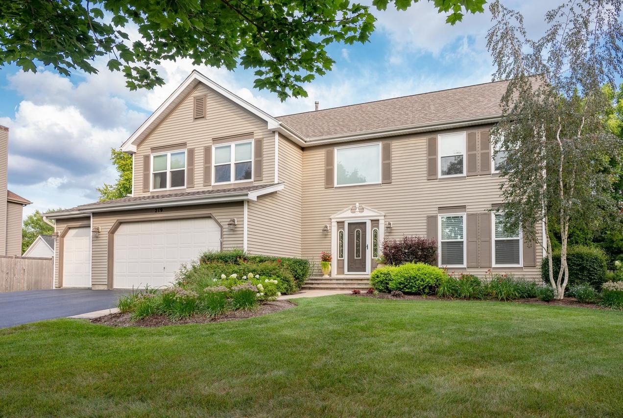 219 Galway St., Grayslake, IL 60030