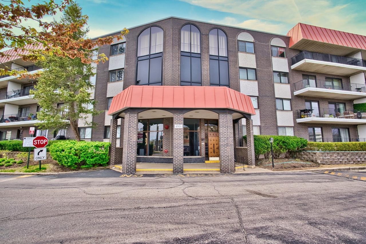 4901 Golf Rd. #310, Skokie, IL 60077