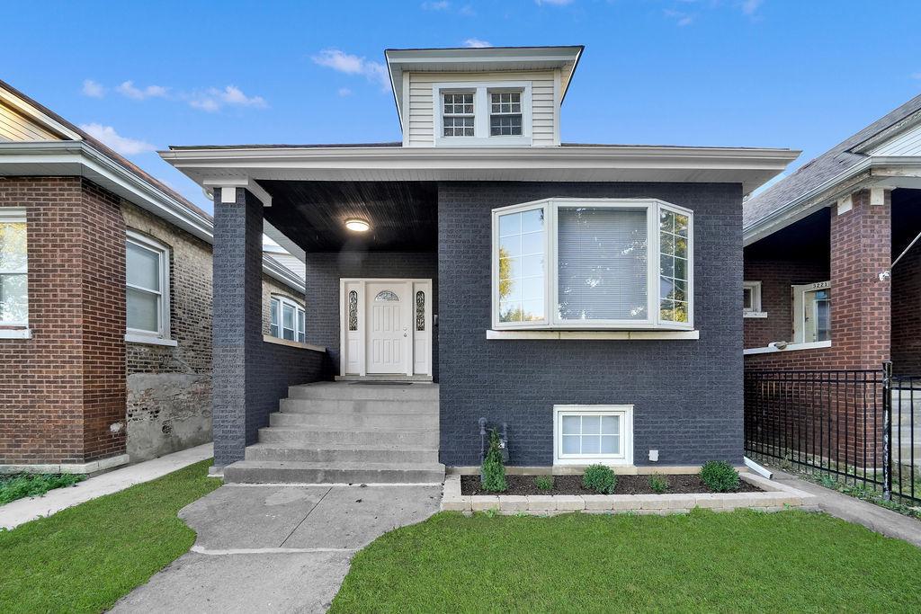 3217 W 64th Pl., Chicago, IL 60629