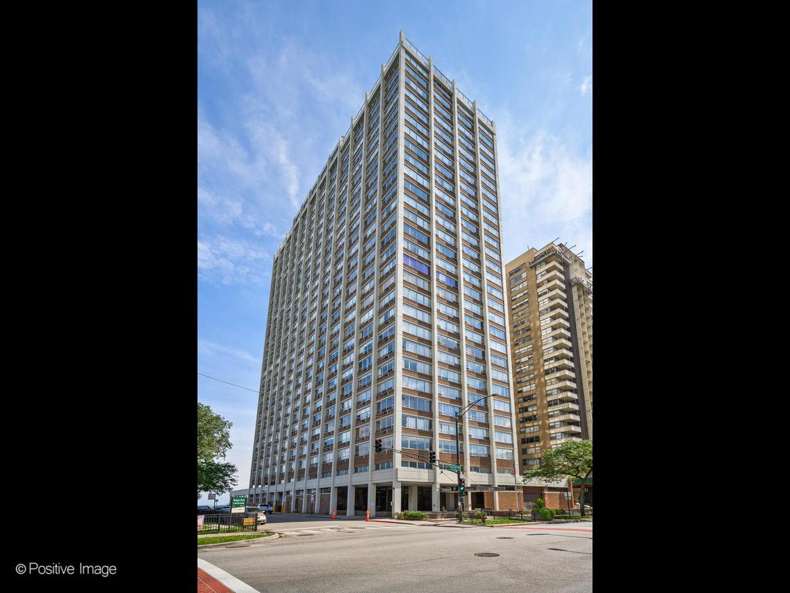 6171 N Sheridan Rd. #1610, Chicago, IL 60660