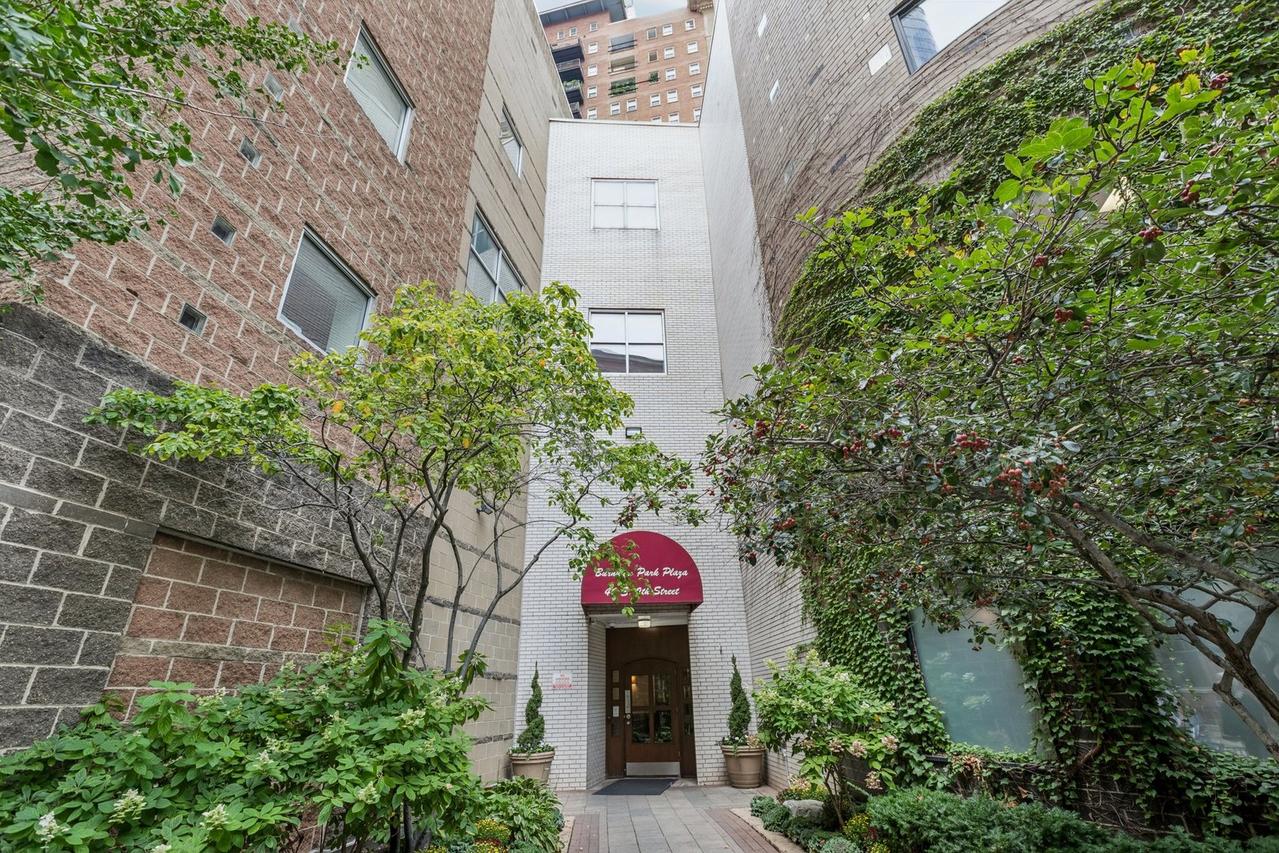 40 E 9th St. #911, Chicago, IL 60605