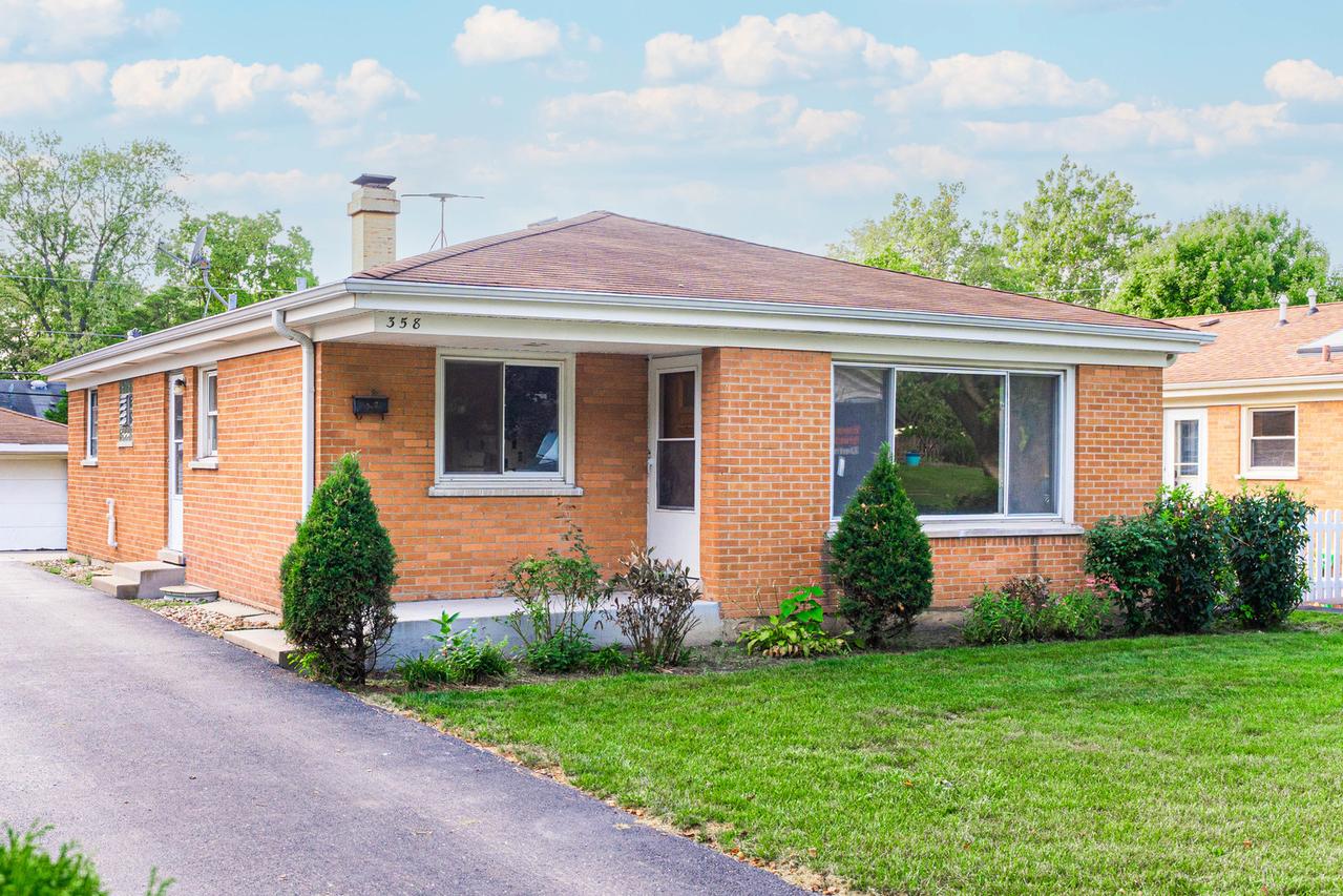 358 N Craig Pl., Lombard, IL 60148