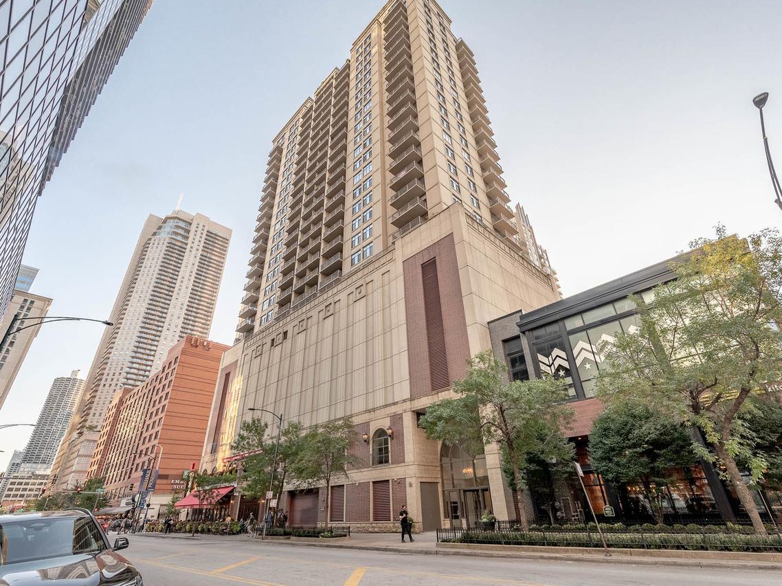 630 N State St. #2204, Chicago, IL 60654