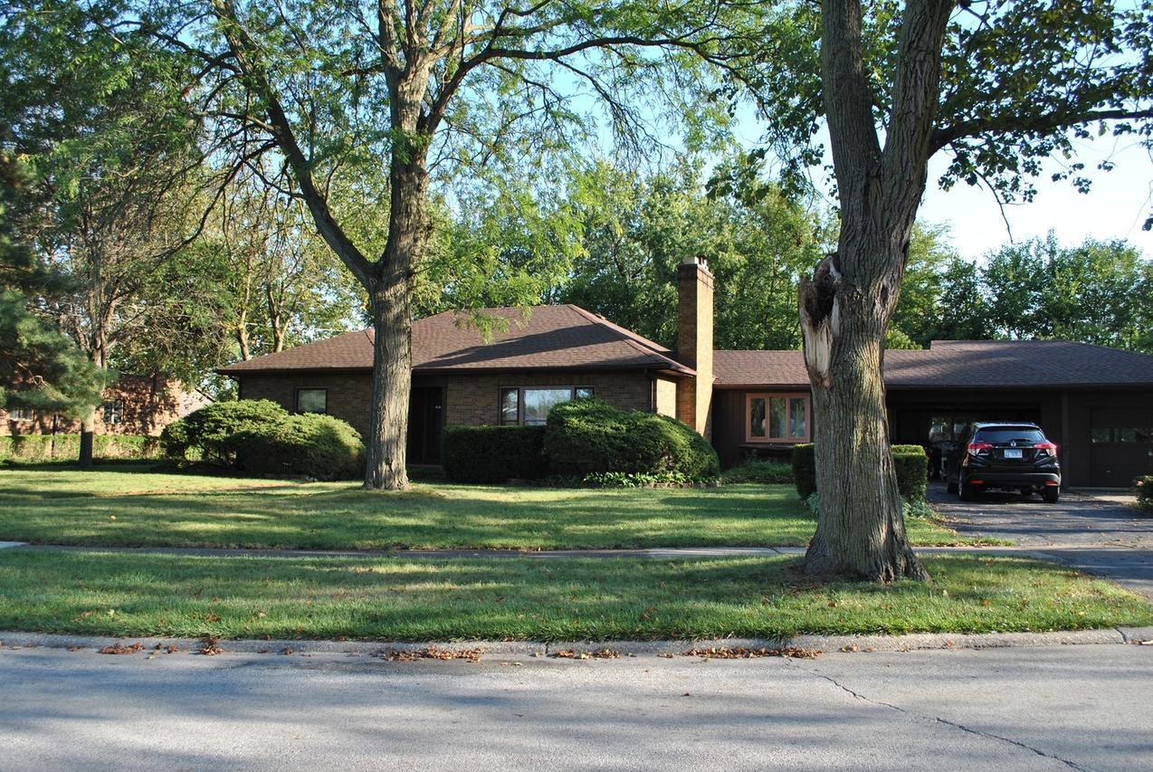 2347 Spruce Rd., Homewood, IL 60430