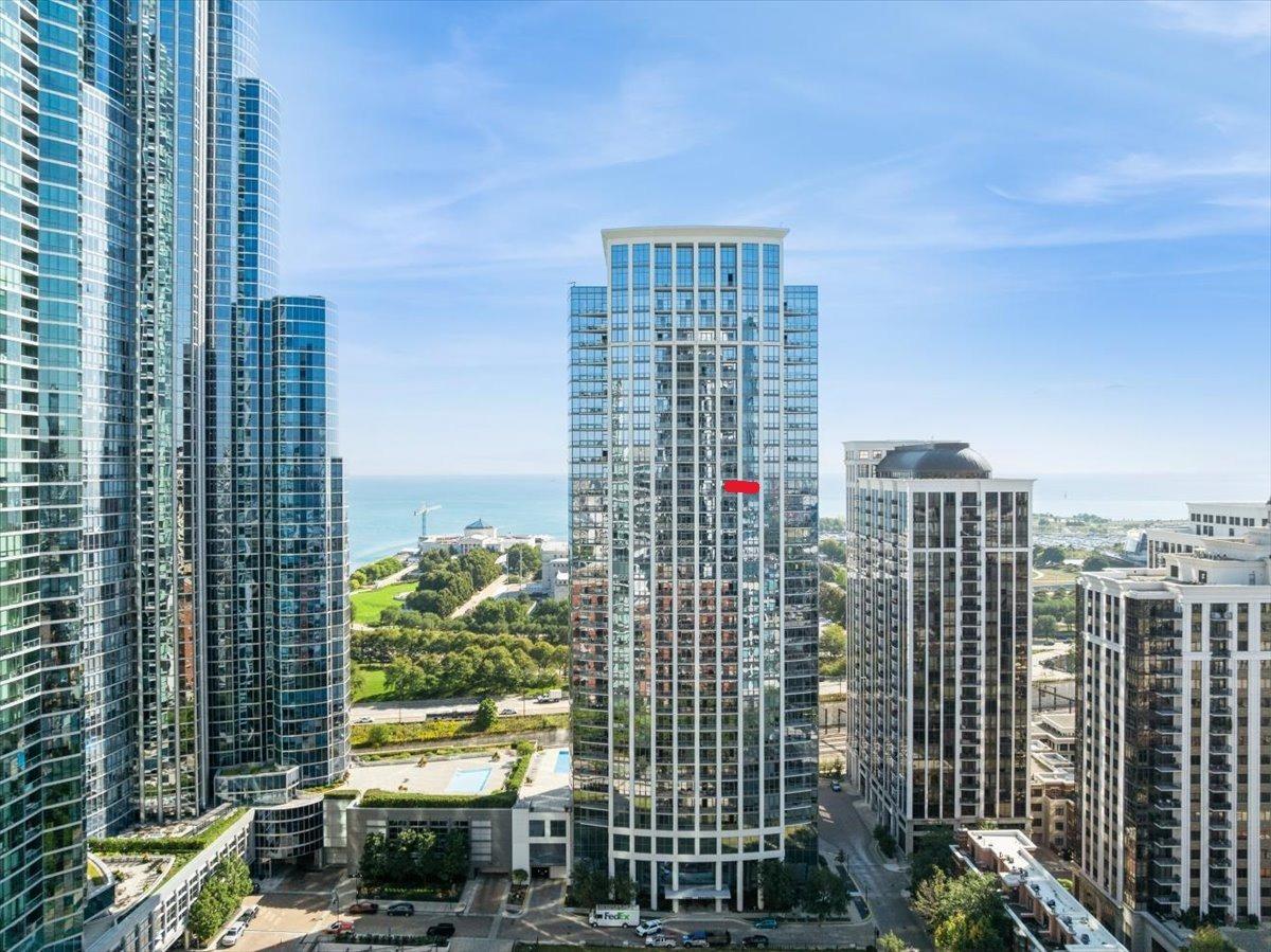 1235 S Prairie Ave. #2506, Chicago, IL 60605
