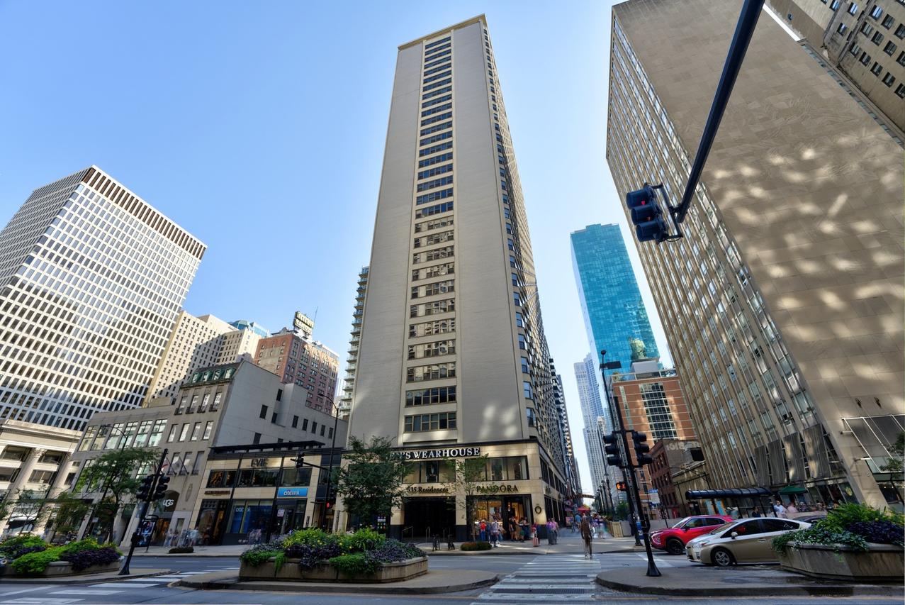 535 N Michigan Ave. #1907, Chicago, IL 60611