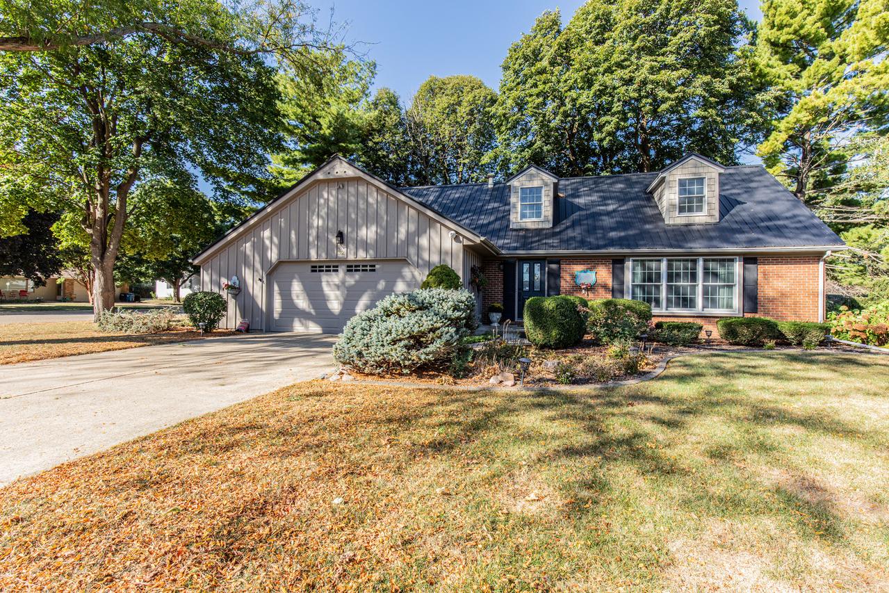 32 S Dallas St., Princeton, IL 61356