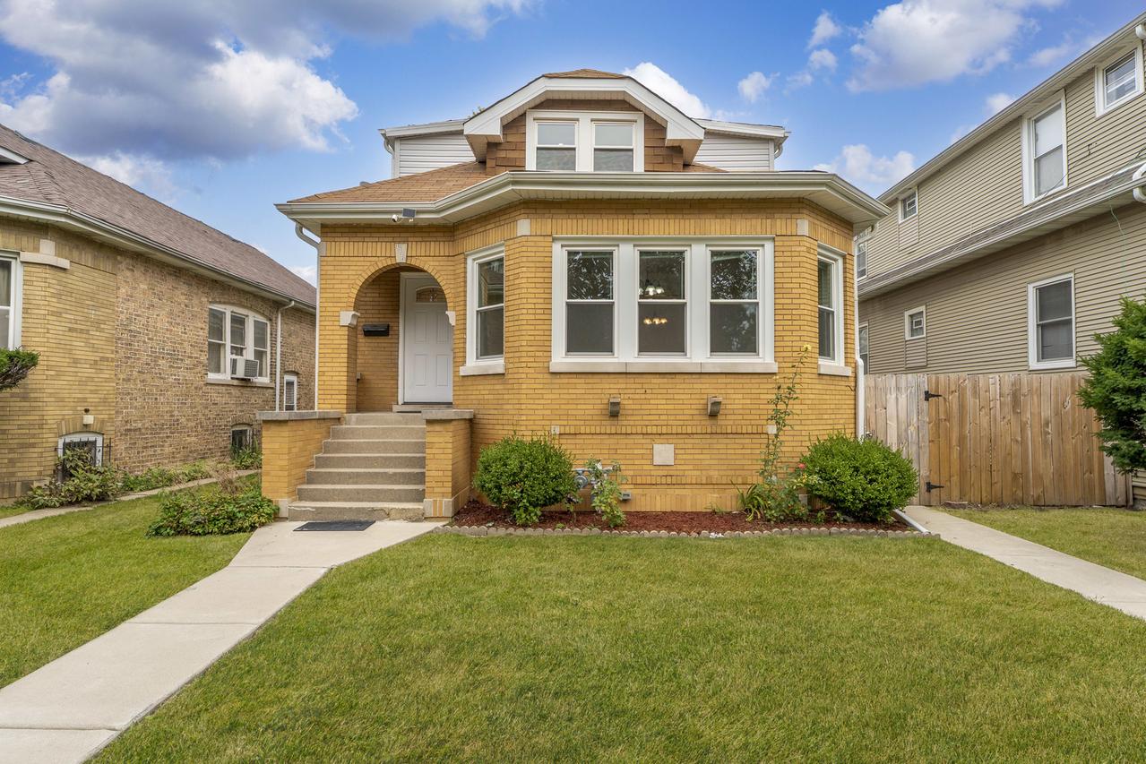 1231 S 20th Ave., Maywood, IL 60153