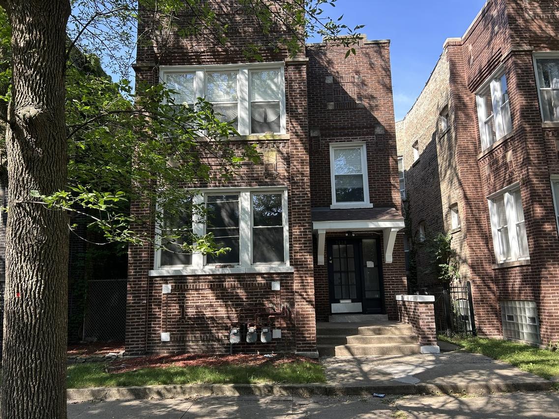 7428 S Rhodes Ave., Chicago, IL 60619