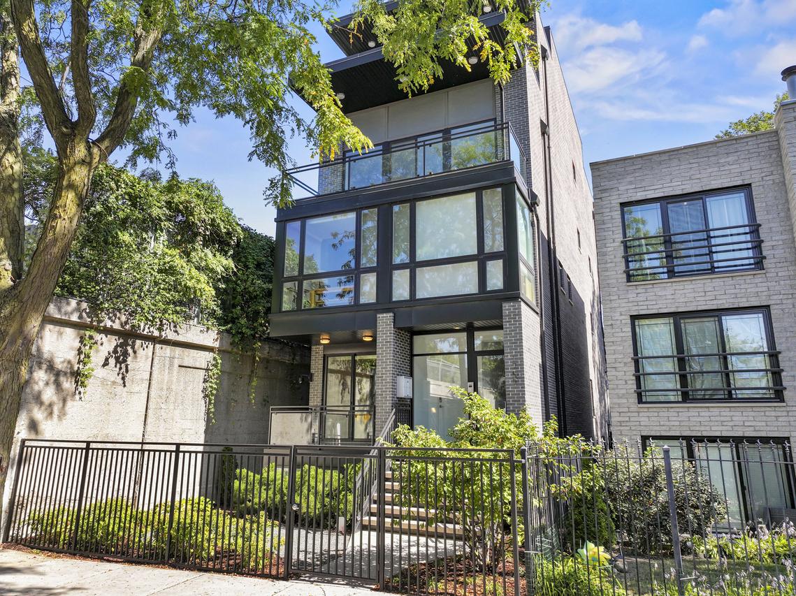 1759 N Campbell Ave. #1, Chicago, IL 60647