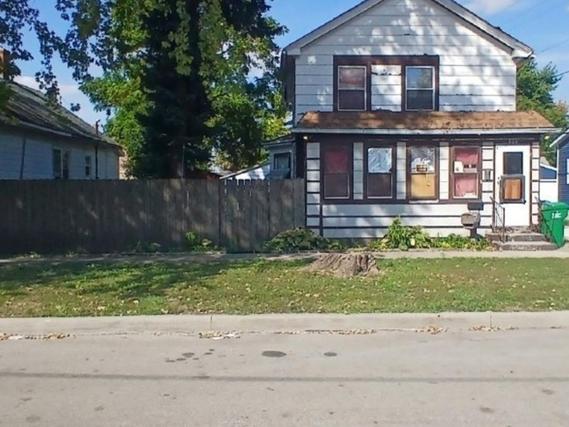 New Foreclosures & Short Sales in Mendota: September 29th to October 5th