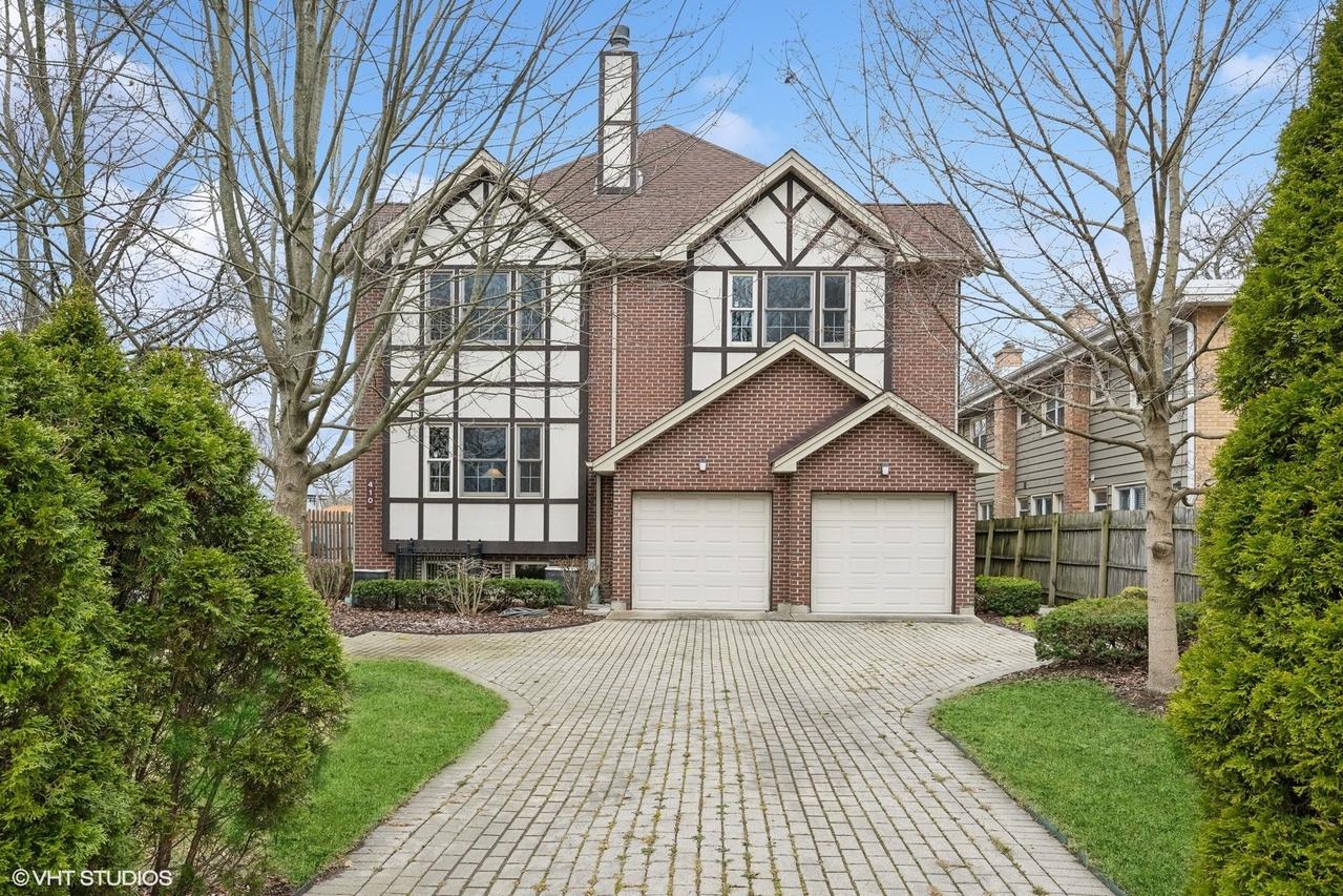 410 Green Bay Rd., Glencoe, IL 60022