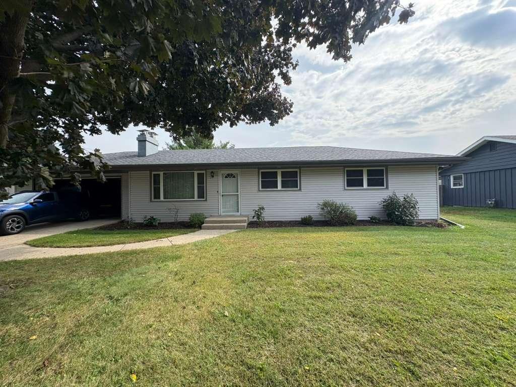 11807 Ventura Blvd., Machesney Park, IL 61115