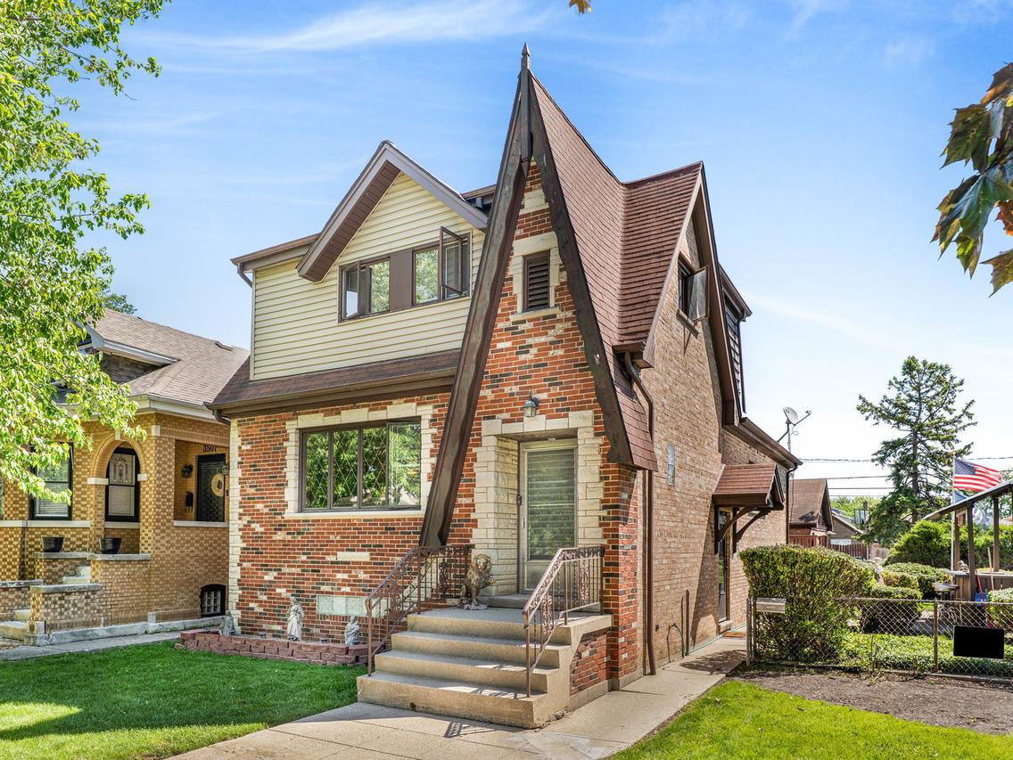 3509 Cuyler Ave., Berwyn, IL 60402