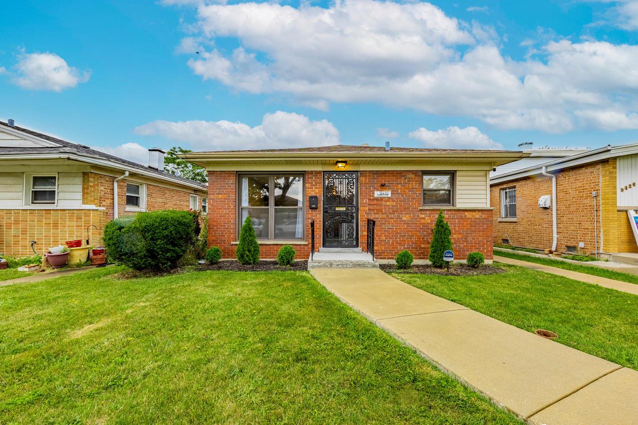 9430 S Parnell Ave., Chicago, IL 60620