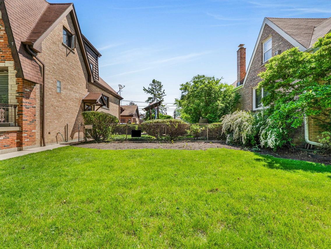 3513 Cuyler Ave., Berwyn, IL 60402