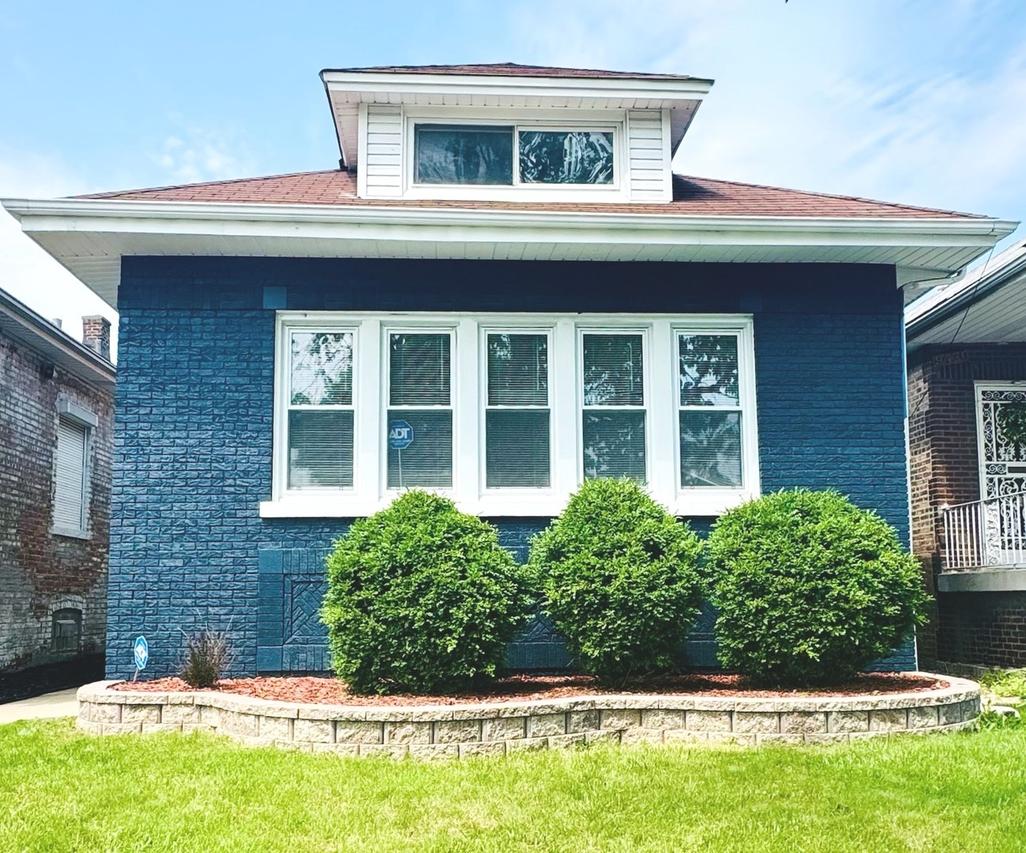 9432 S Vernon Ave., Chicago, IL 60619