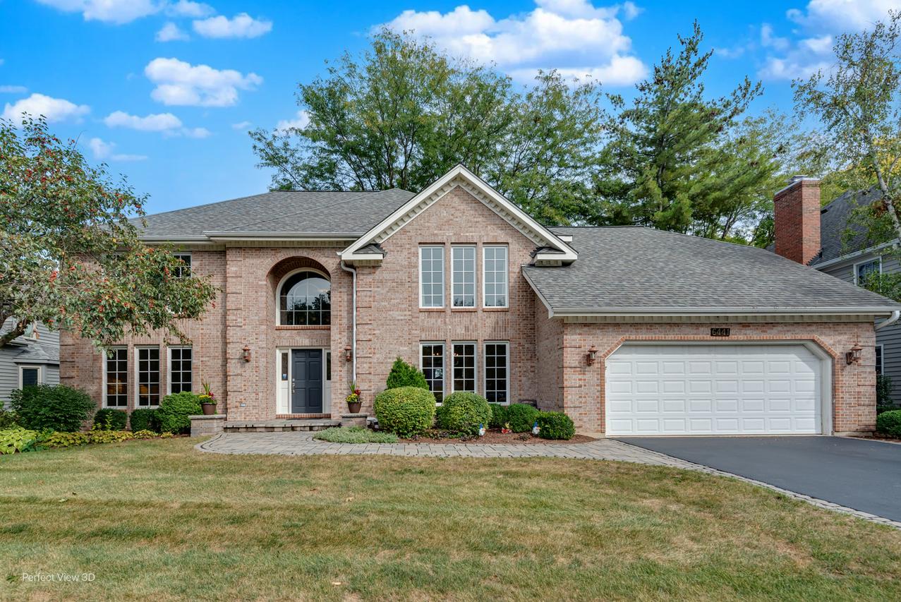 6441 Bobby Jones Ln., Woodridge, IL 60517