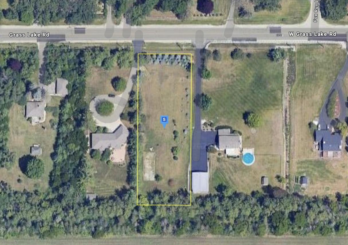 23901 W Grass Lake Rd., Antioch, IL 60002