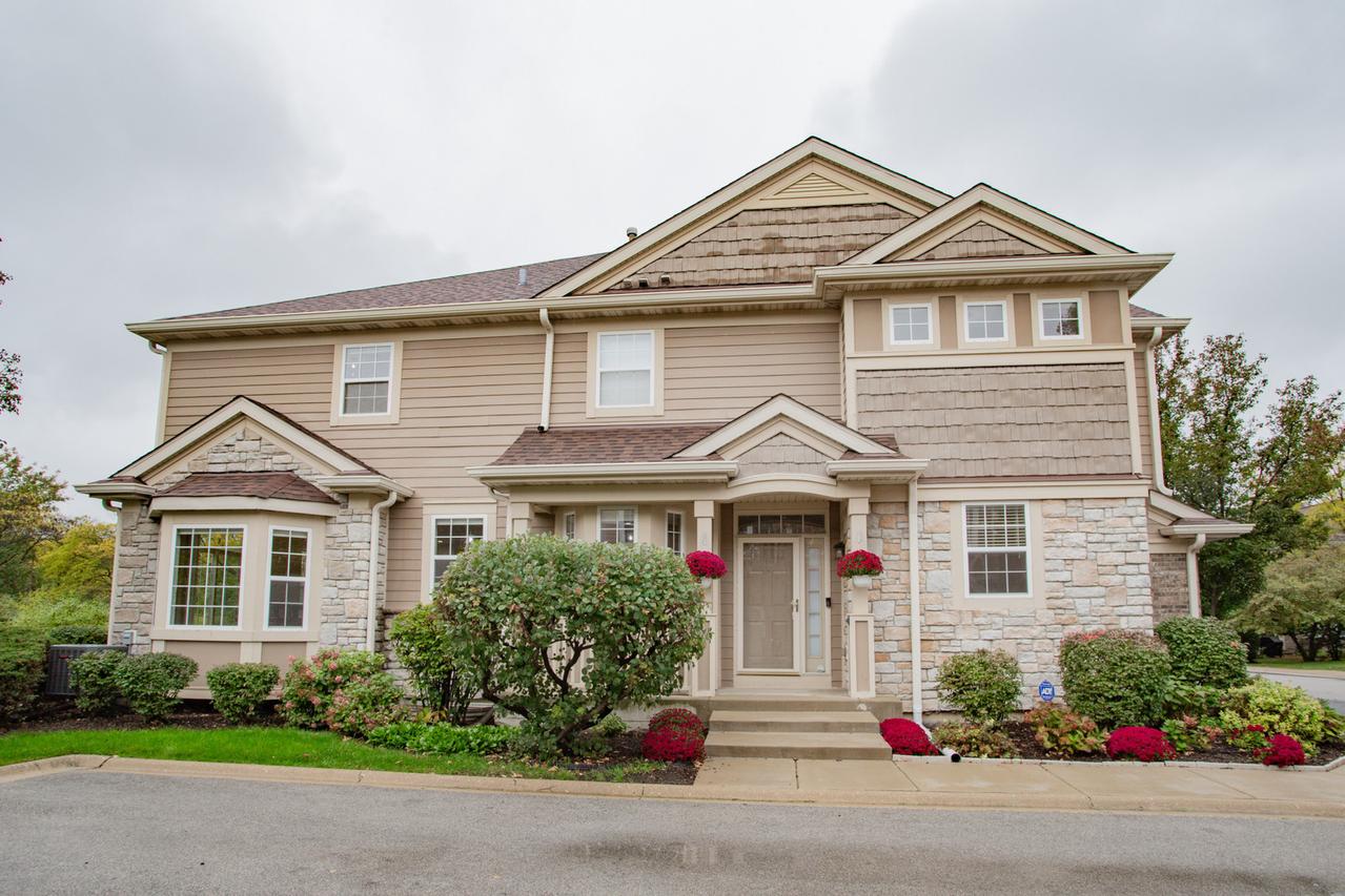 4603 Jenna Rd., Glenview, IL 60025