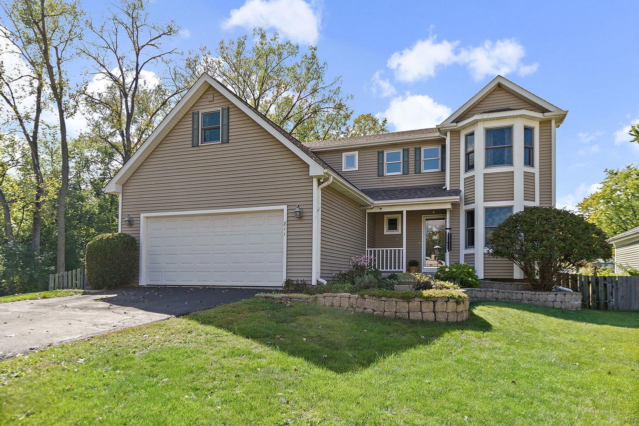 811 Carol Ave., Mchenry, IL 60050