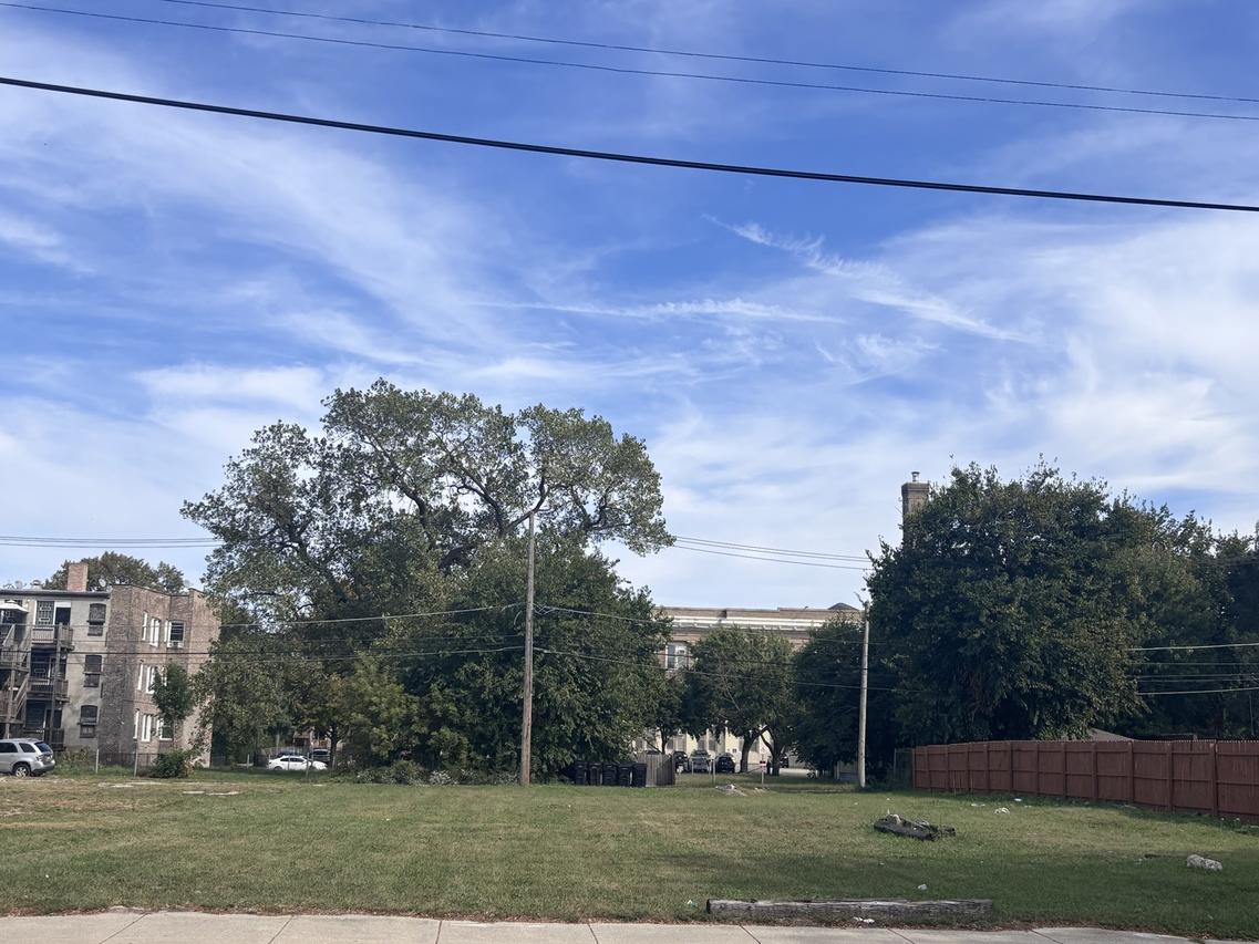 5731-41 S State St., Chicago, IL 60621
