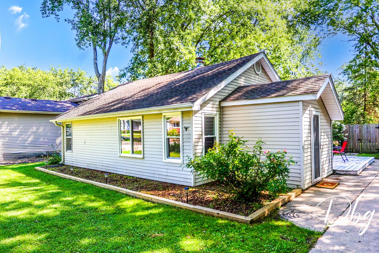 37905 N Loyola Ave., Beach Park, IL 60087