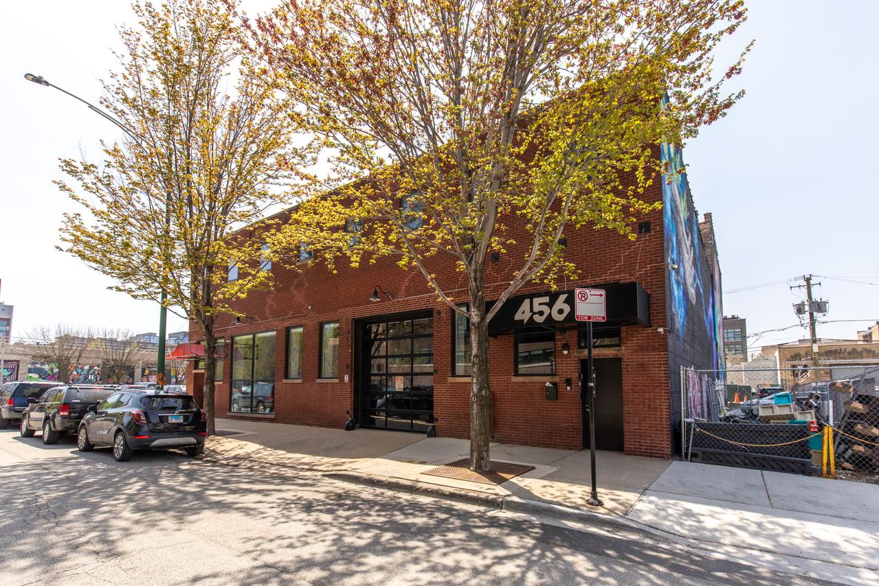 452 N Morgan St., Chicago, IL 60642