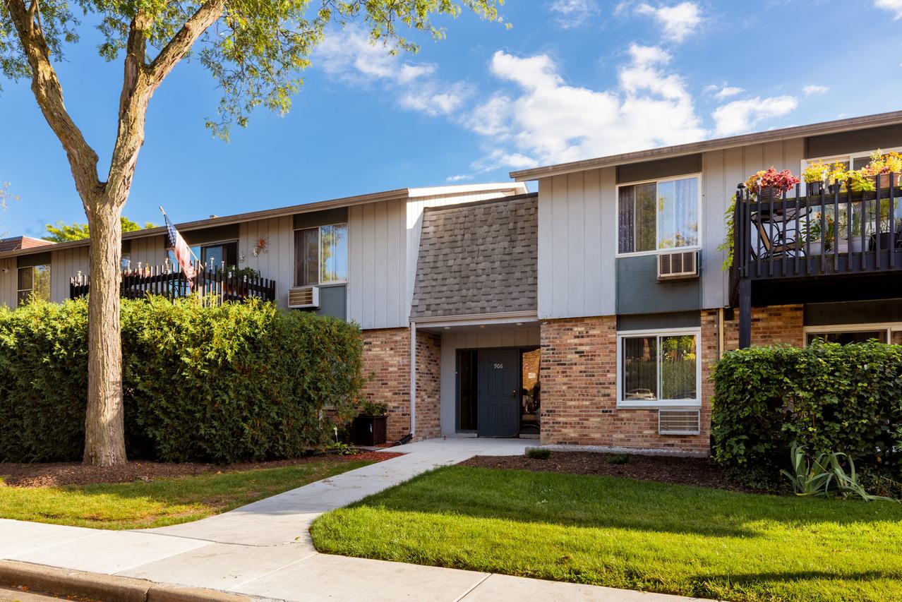 [Address Hidden by Seller], Prospect Heights, IL 60070