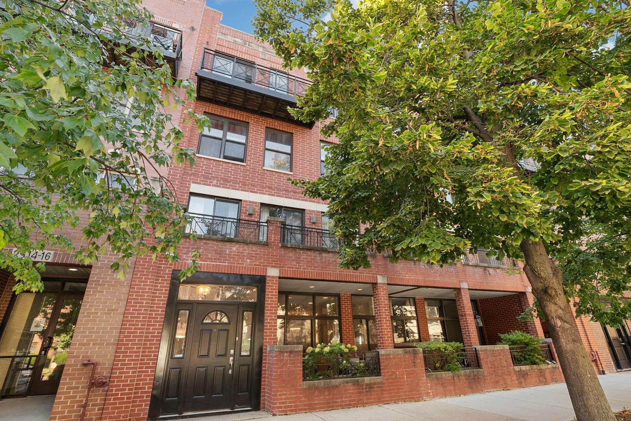 2518 N Willetts Ct. #GS, Chicago, IL 60647
