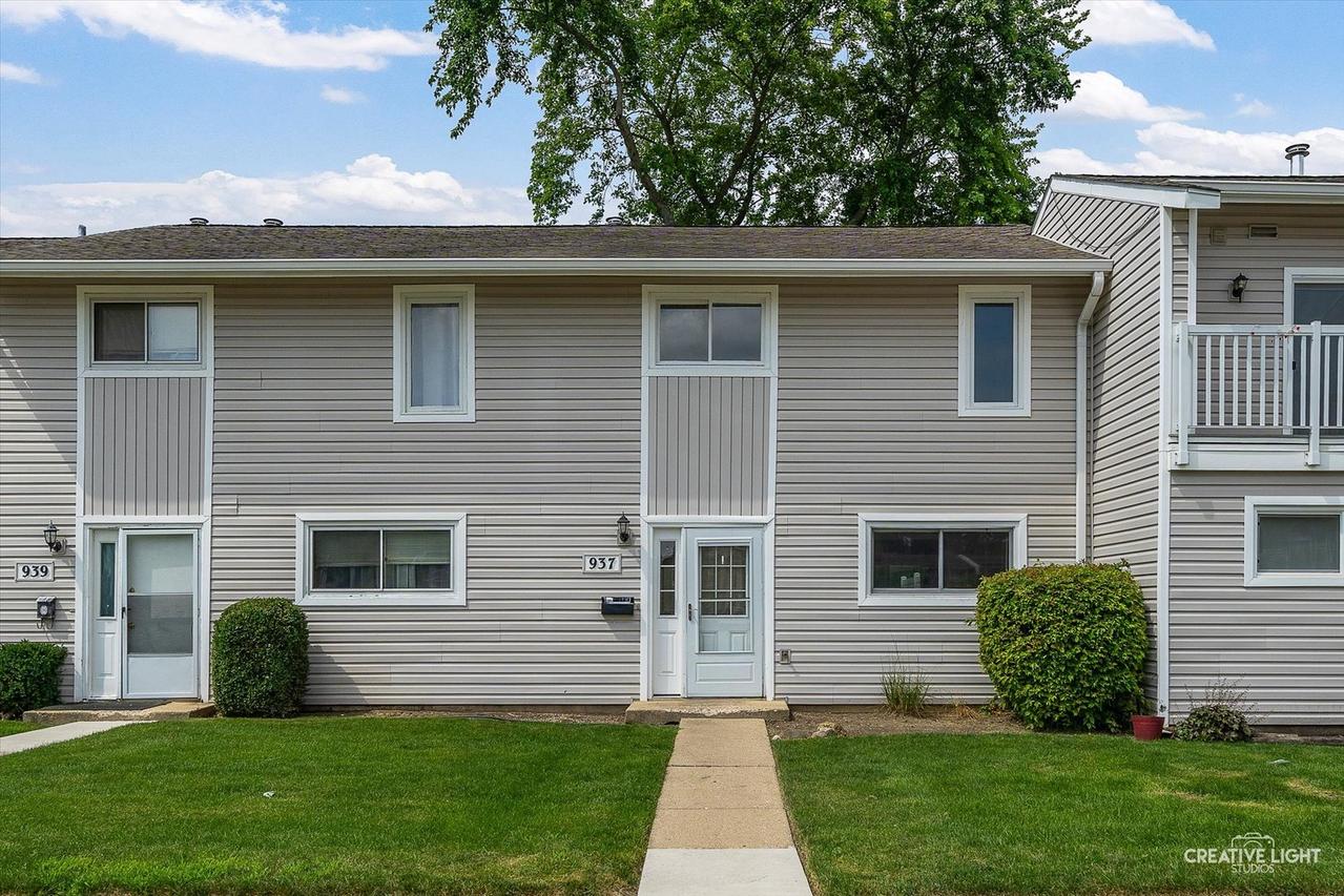 937 Sandpiper Ct., Bartlett, IL 60103