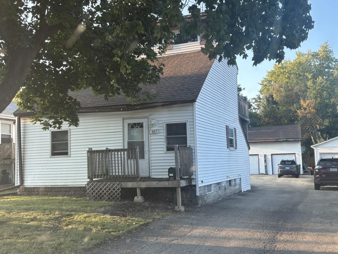 521 Victor St., Sycamore, IL 60178