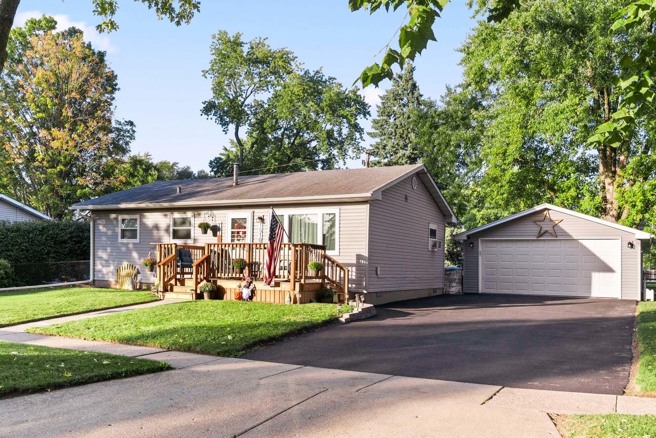 1510 E Dresser Rd., Dekalb, IL 60115