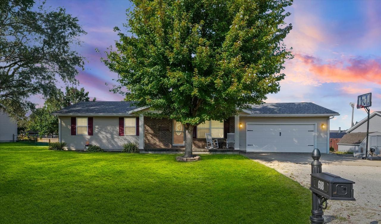 608 Ridge Rd., Philo, IL 61864