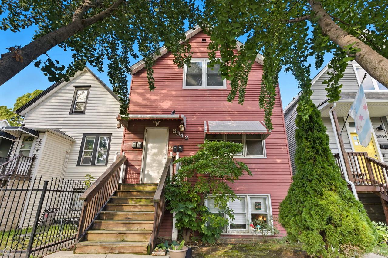 3342 N Whipple Ave., Chicago, IL 60618