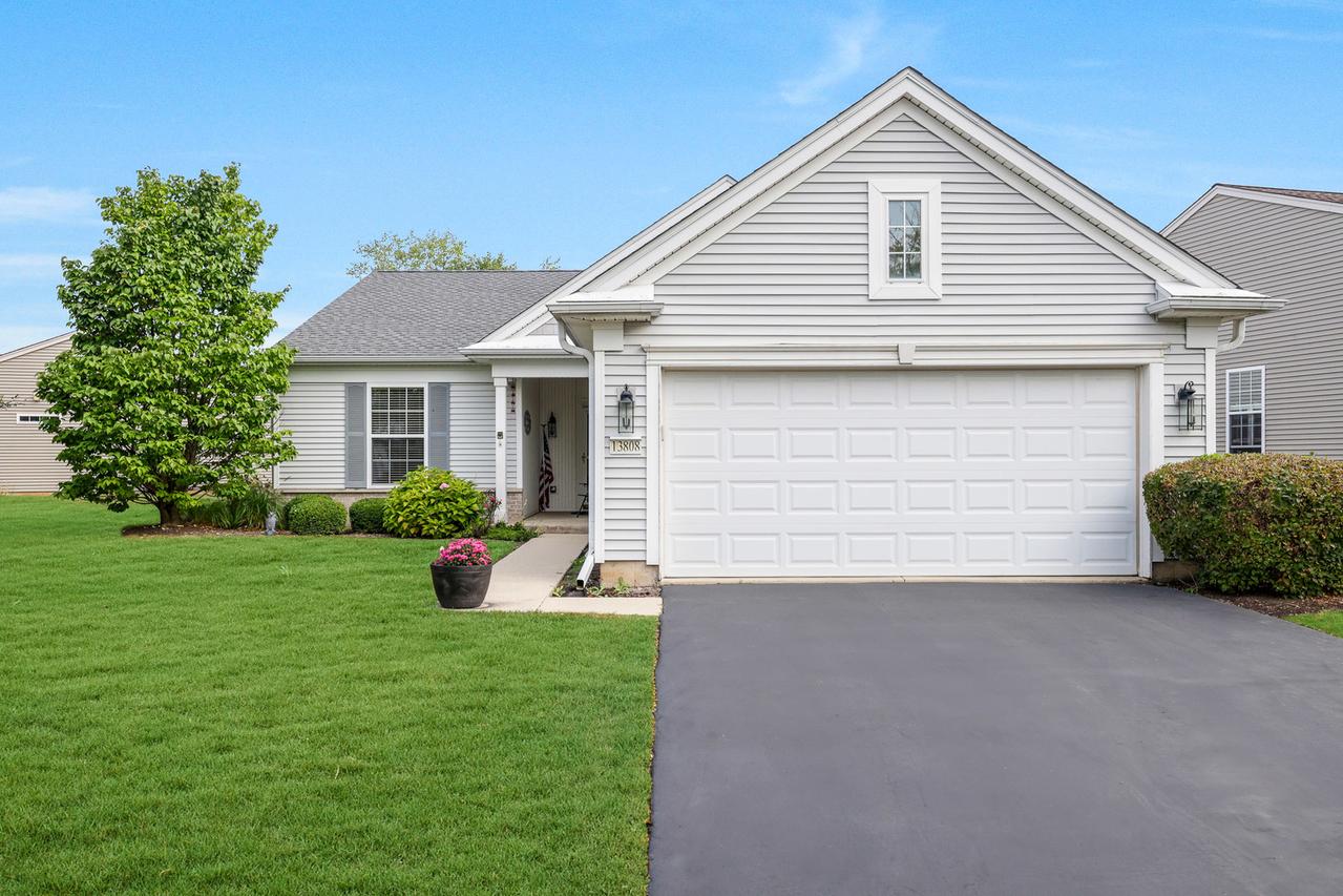 13808 Kirkland Dr., Huntley, IL 60142