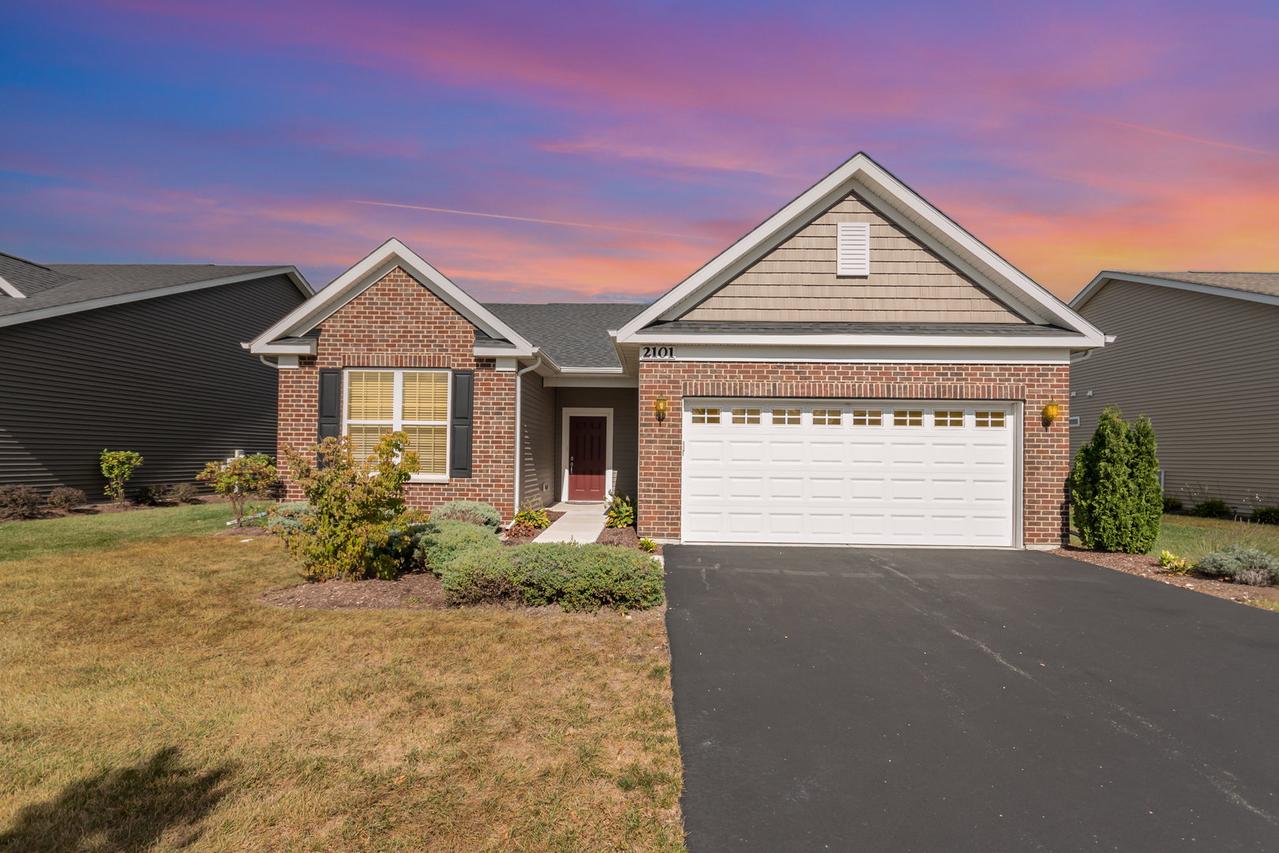 2101 Samantha Joy Ln., Bolingbrook, IL 60490