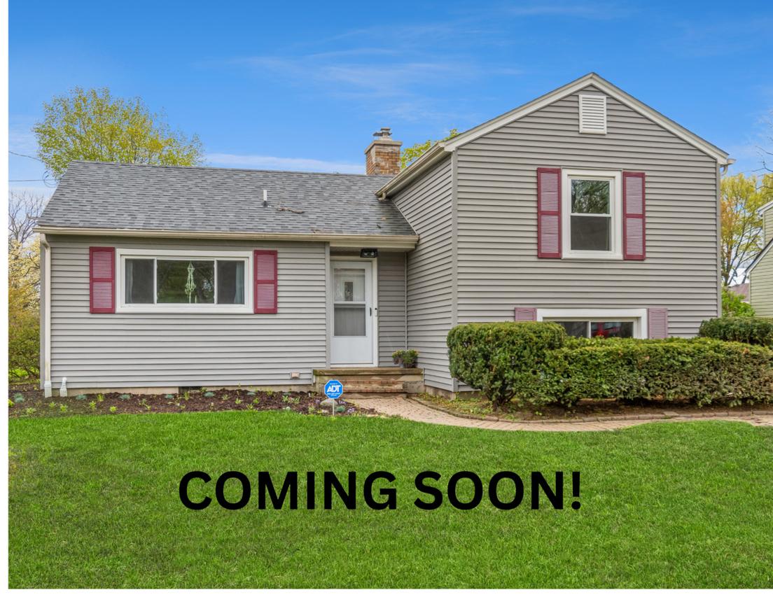 104 Park St., Oswego, IL 60543