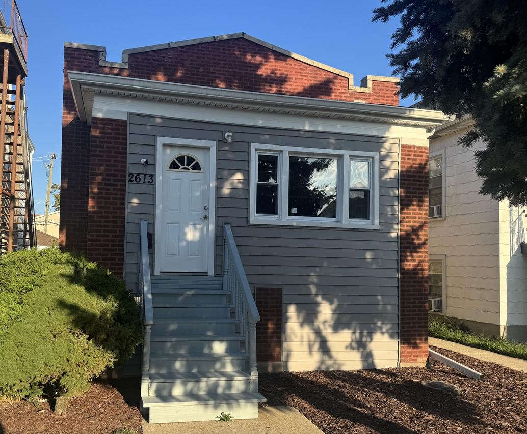 2613 Highland Ave., Berwyn, IL 60402