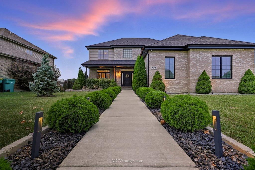 1382 Overton Dr., Lemont, IL 60439