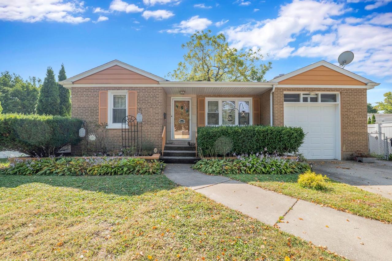 3435 W 105th Pl., Chicago, IL 60655