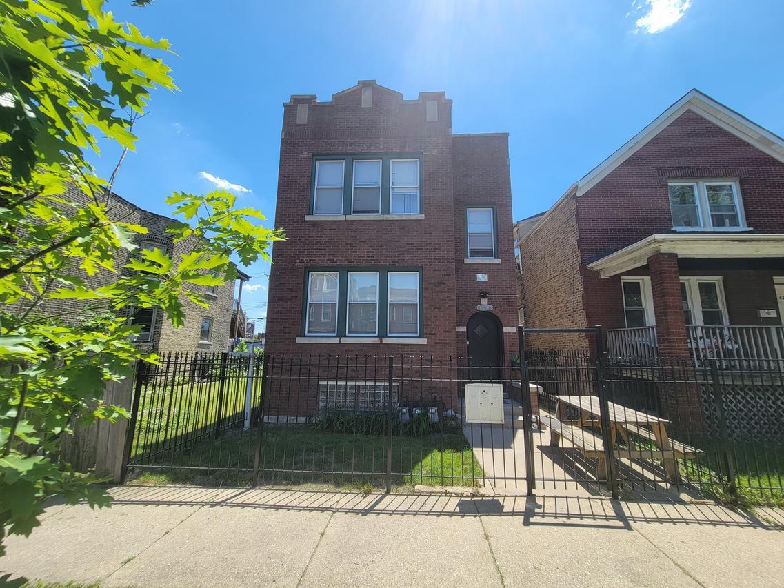 4241 W Crystal St., Chicago, IL 60651