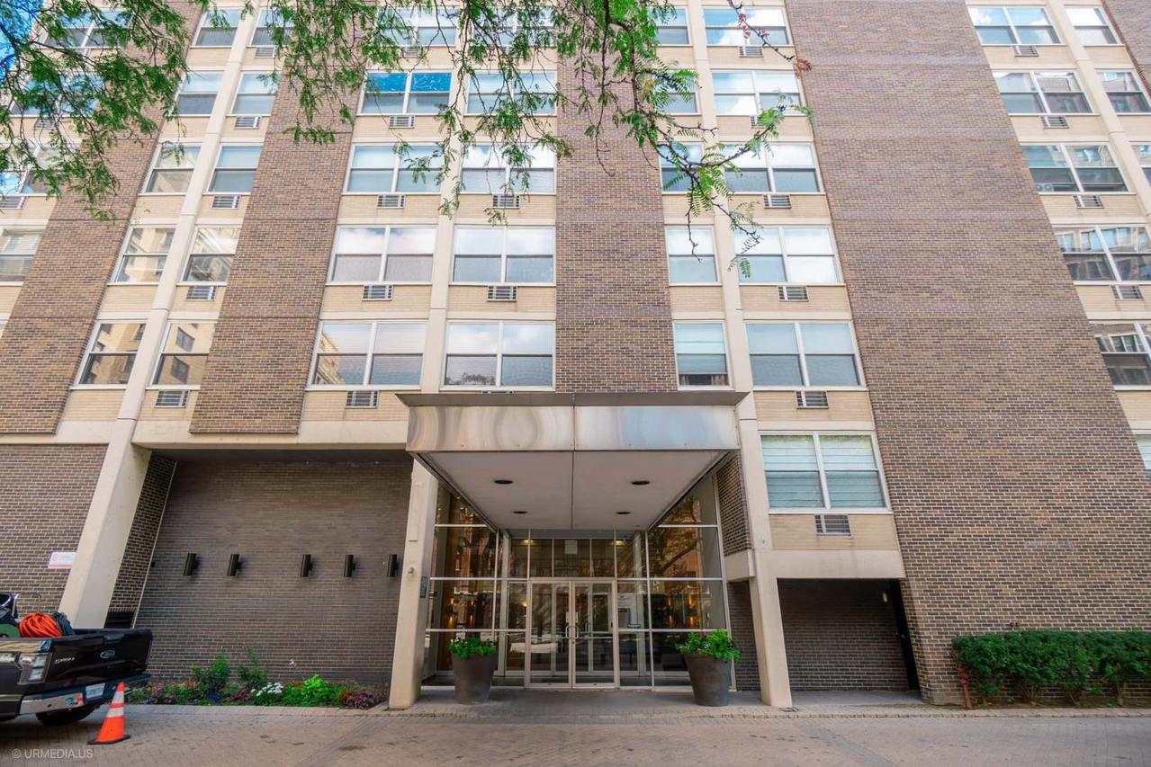 3033 N Sheridan Rd. #307, Chicago, IL 60657