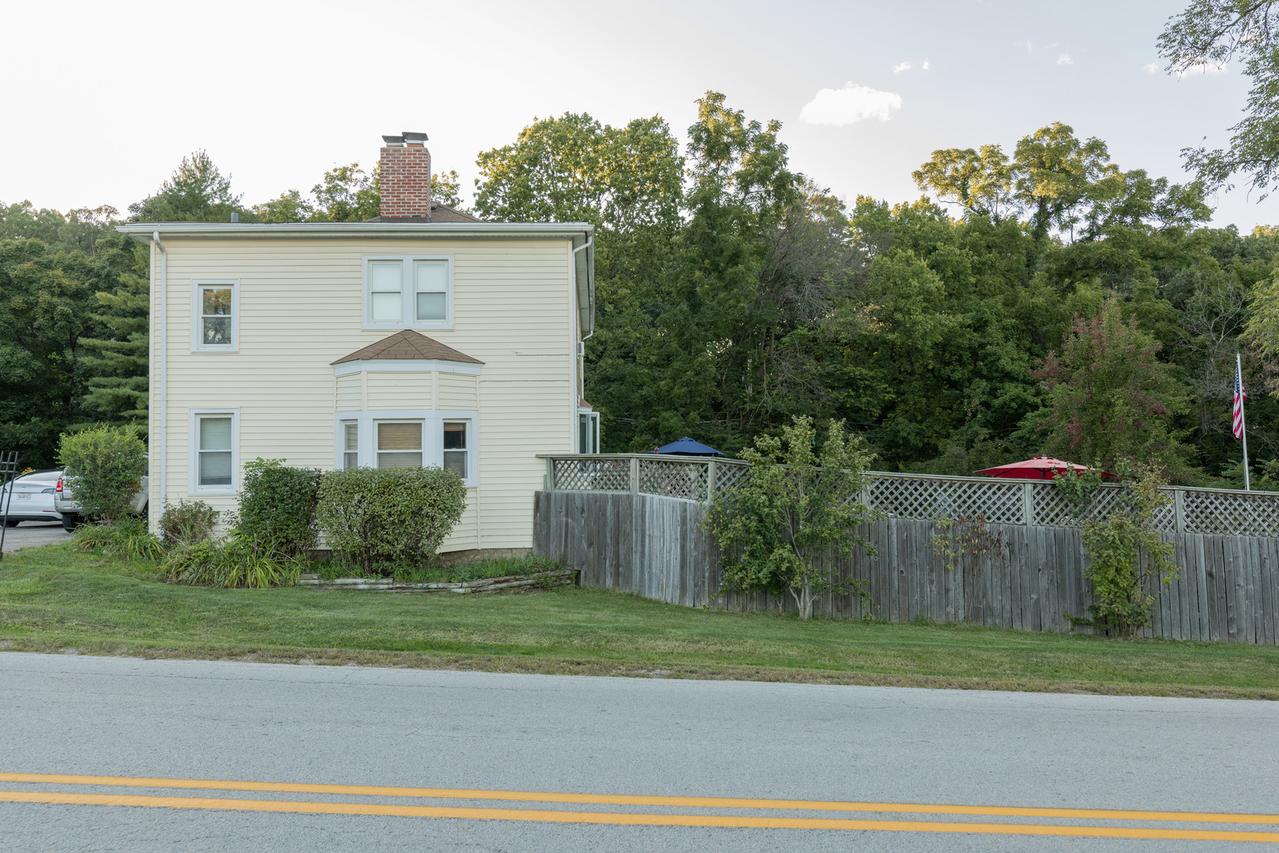 6N630 Illinois St., St. Charles, IL 60174