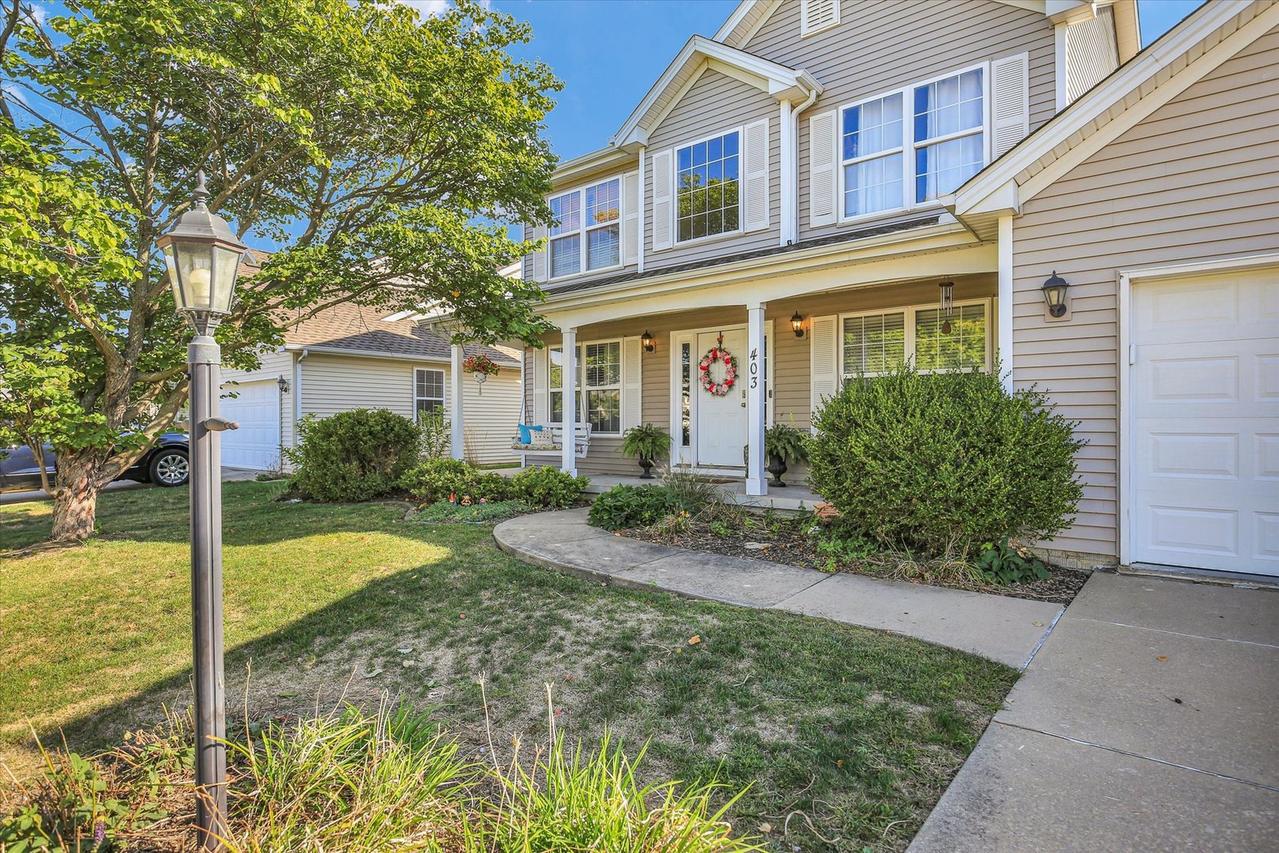 403 Sunflower St., Savoy, IL 61874