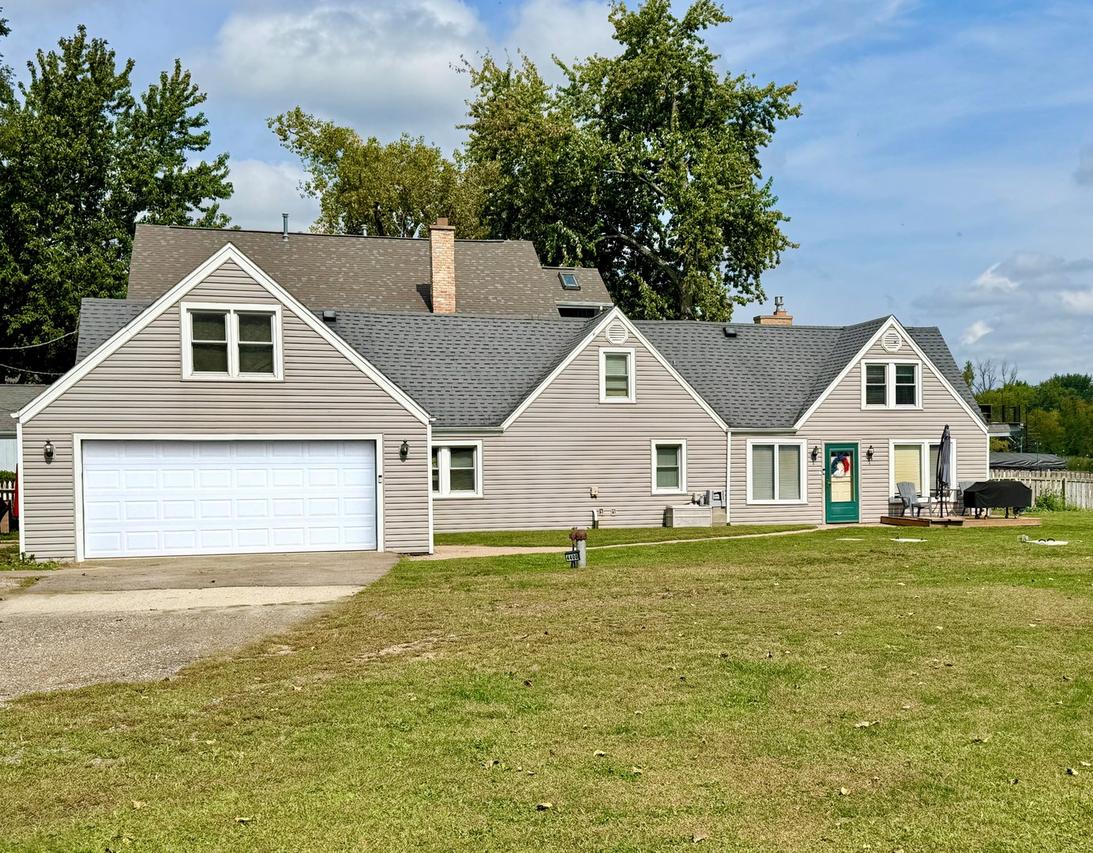 4400 Riverside Dr., Crystal Lake, IL 60014