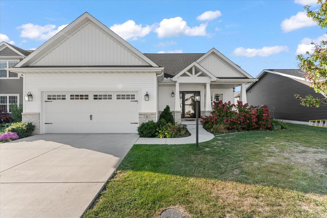 41 Lodge Tr., Monticello, IL 61856